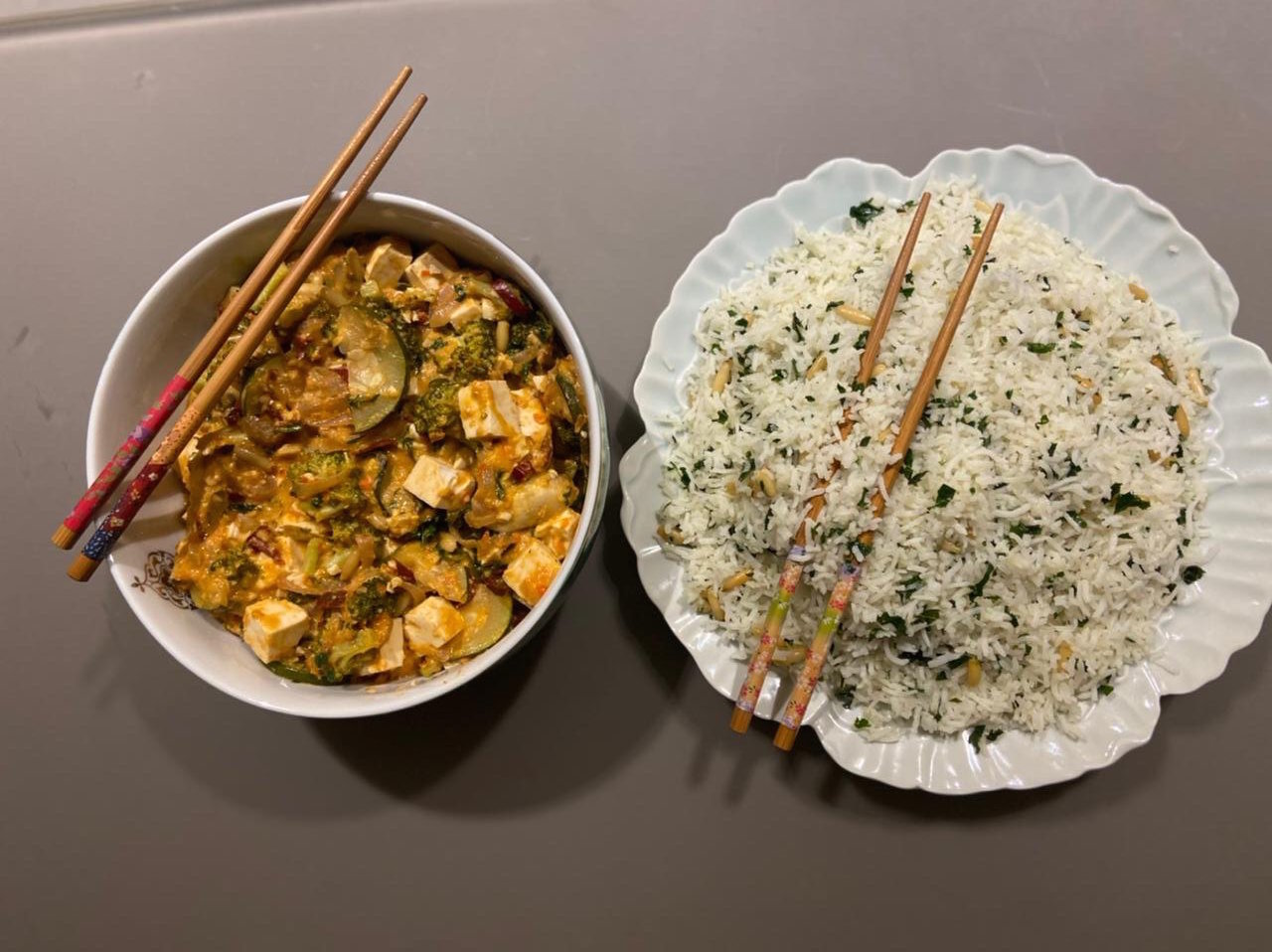 Rice bowl with Mushroom, Kale, tofu and red sauce [196]
